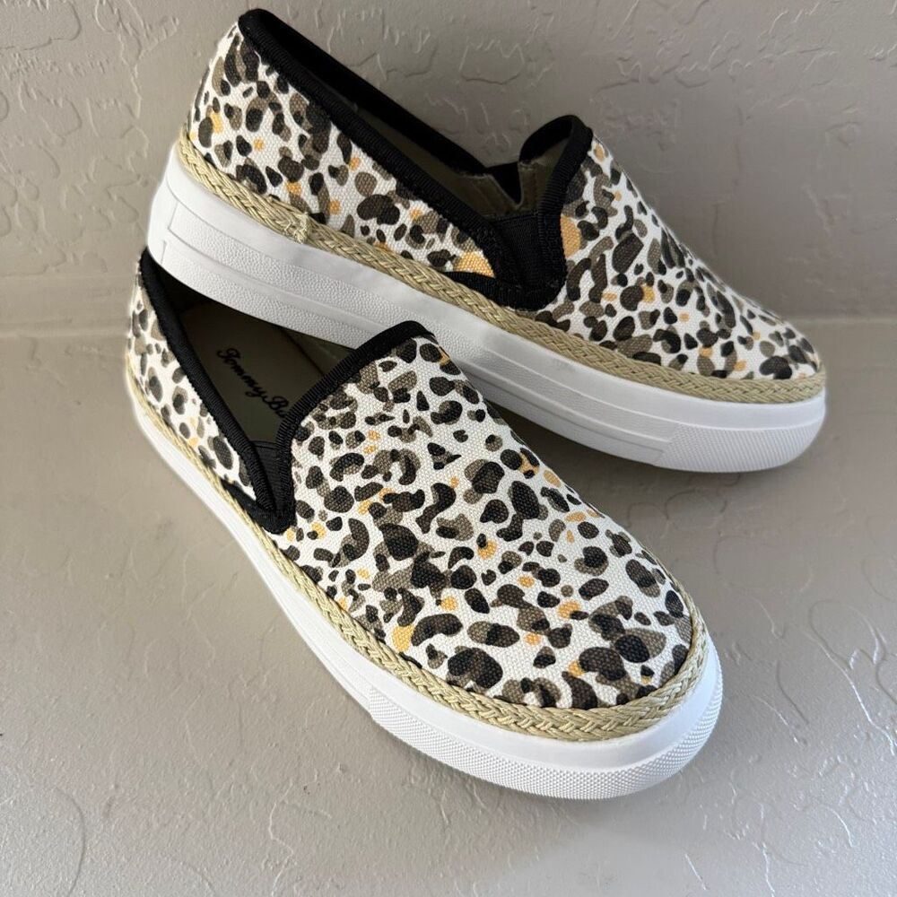 New! Tommy Bahama Leopard Print Women’s sneaker